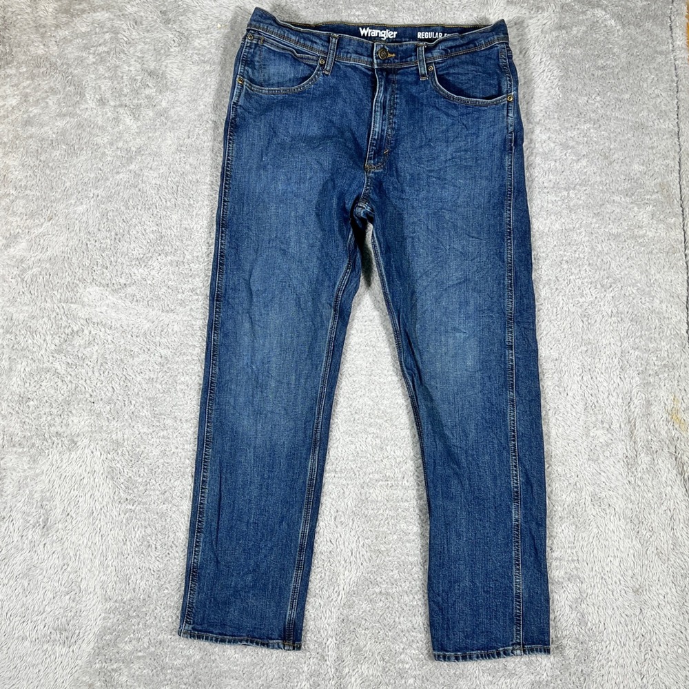 Wrangler Regular Fit Jeans Mens 36x30 Blue Medium Wash Straight Leg Stretch